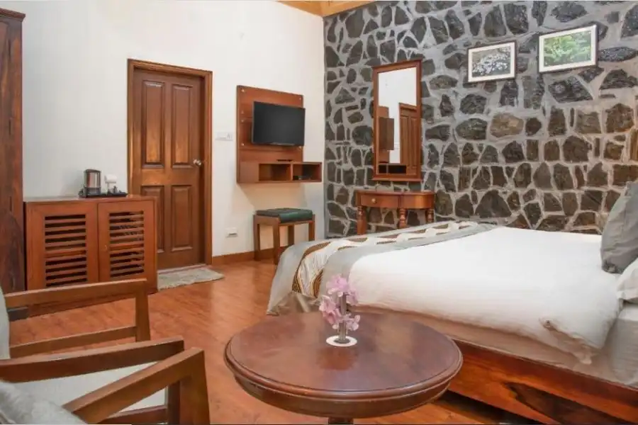 Echor The Koti Village Resort Shimla Stone cottages room